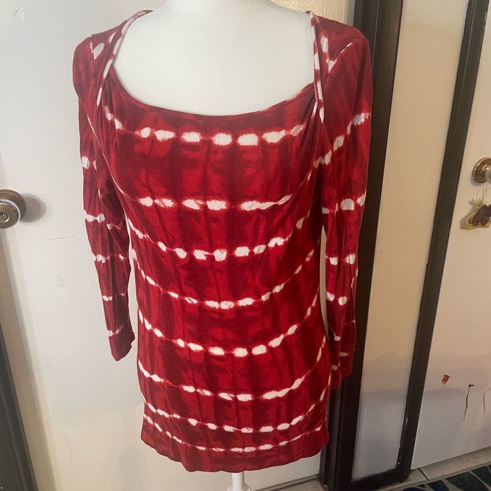 Red and white 3/4 sleeve boat neck  controlled tye dye by Michael Kors